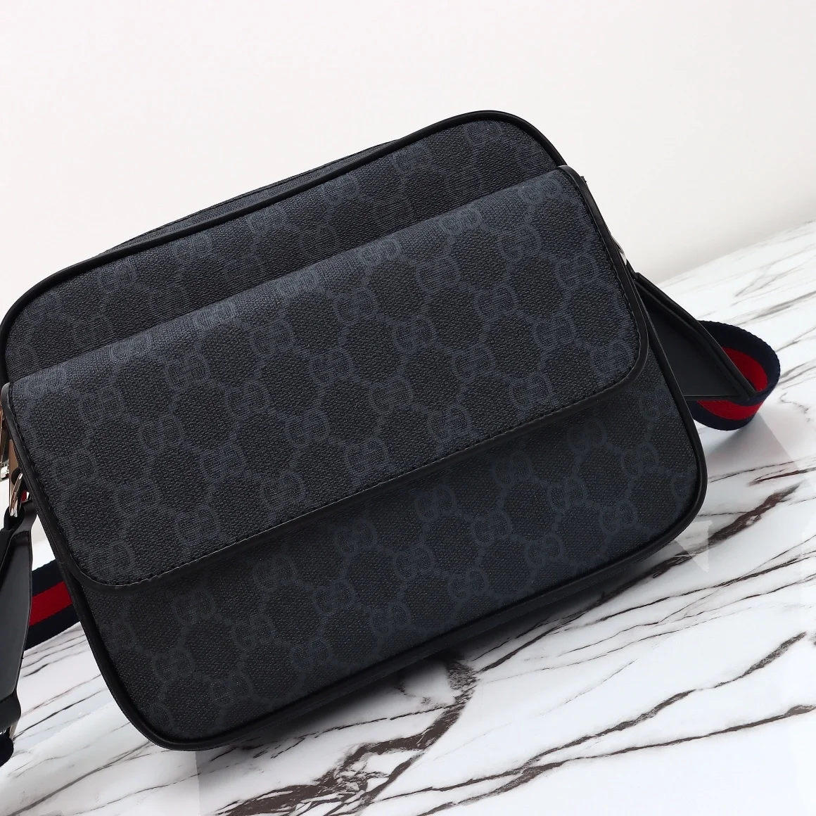 구찌 스몰 GG 크로스백