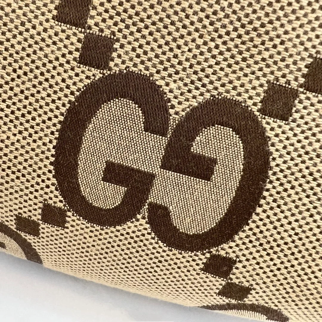 구찌 점보 GG 벨트 크로스백