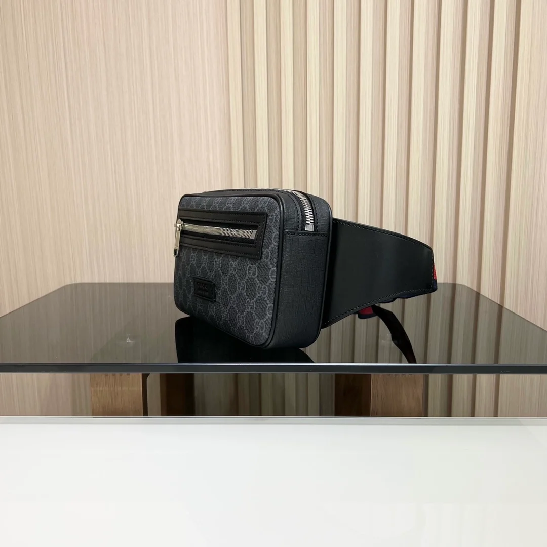 구찌 소프드 GG 슈프림 벨트백
