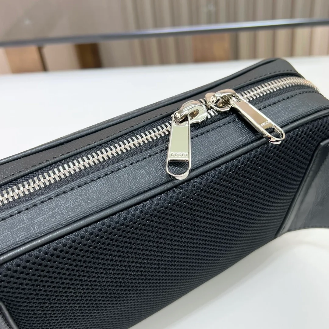 구찌 소프드 GG 슈프림 벨트백