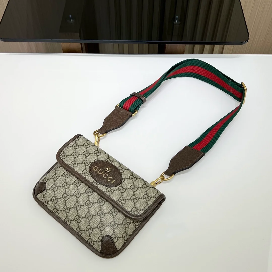 구찌 GG 슈프림 베이지 벨트백