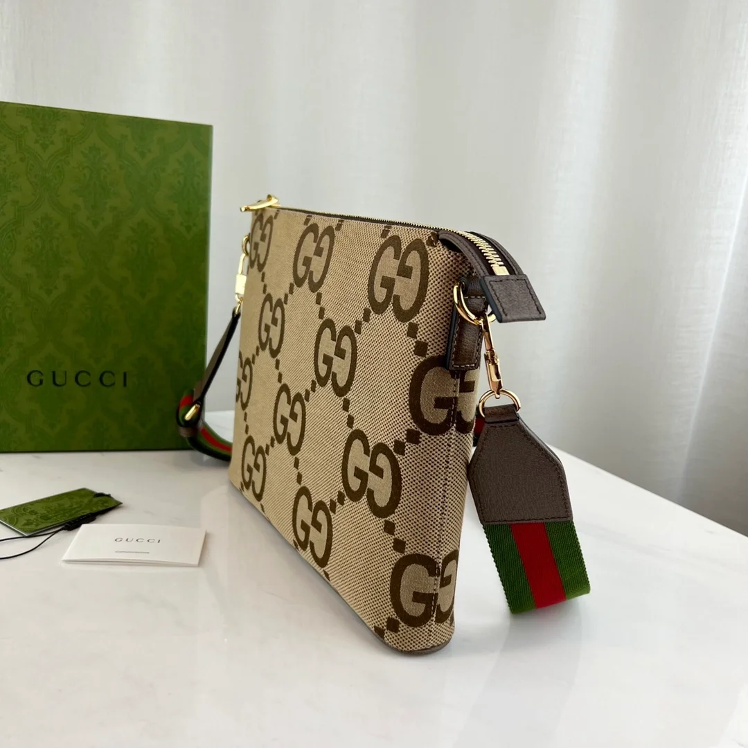 구찌 점보 GG 메신저백