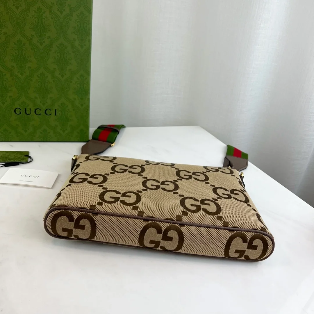 구찌 점보 GG 메신저백