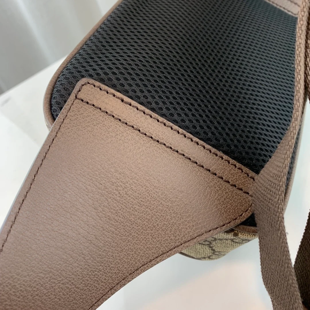 구찌 오피디아 GG 로고 벨트백