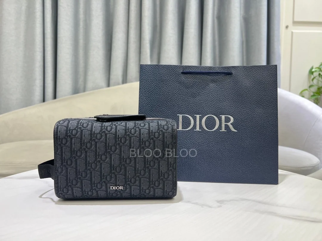 디올 오블리크 Lingot 토일레트리 케이스