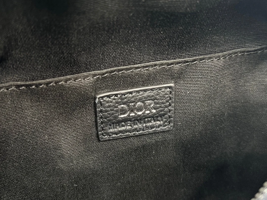 디올 오블리크 Lingot 토일레트리 케이스