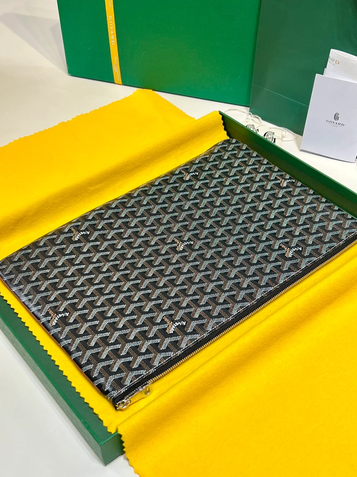 고야드 세나 클러치 MGM 탄