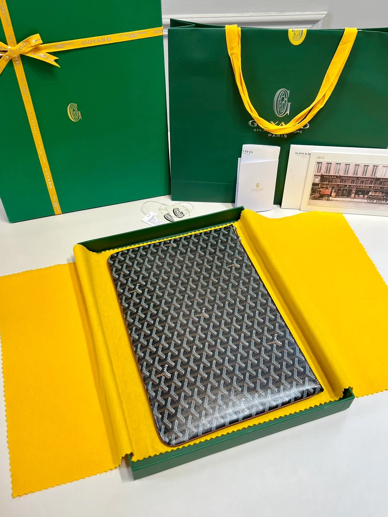 고야드 세나 클러치 MGM 탄