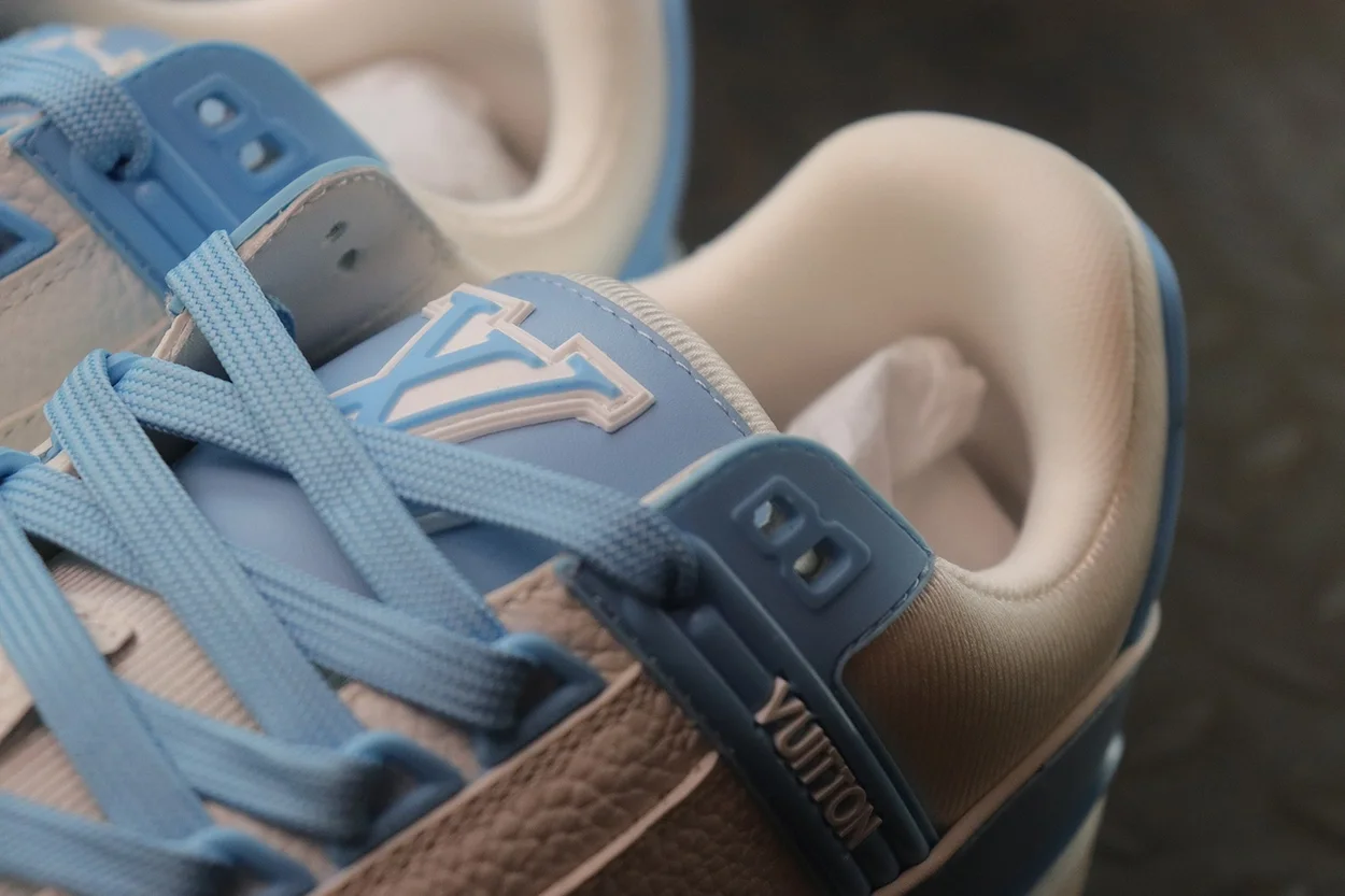 루이비통 LV 트레이너 스니커즈 블루 시엘