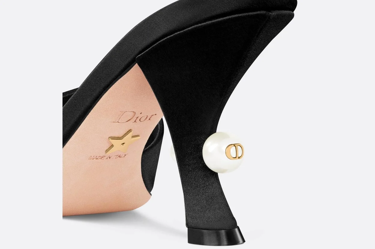 디올 Tribales 뮬 힐 블랙 새틴