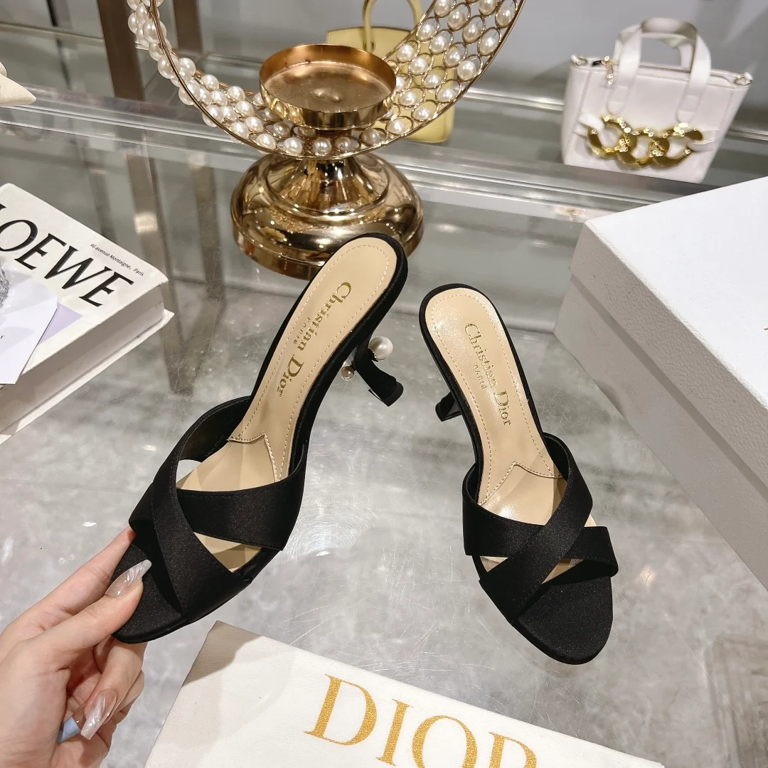 디올 Tribales 뮬 힐 블랙 새틴