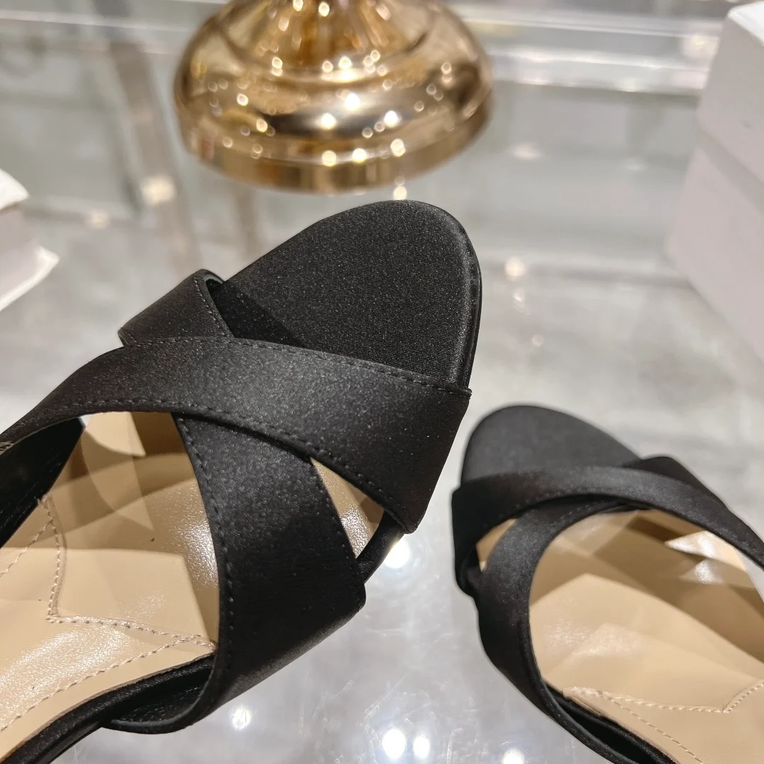 디올 Tribales 뮬 힐 블랙 새틴