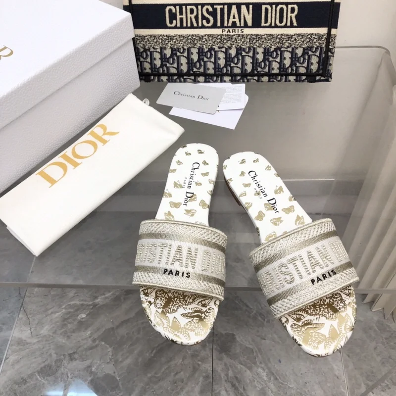 디올 Dway 뮬 베이지