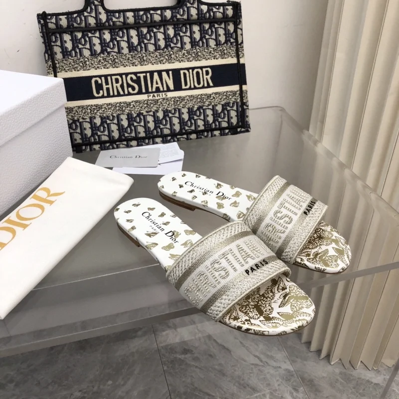 디올 Dway 뮬 베이지