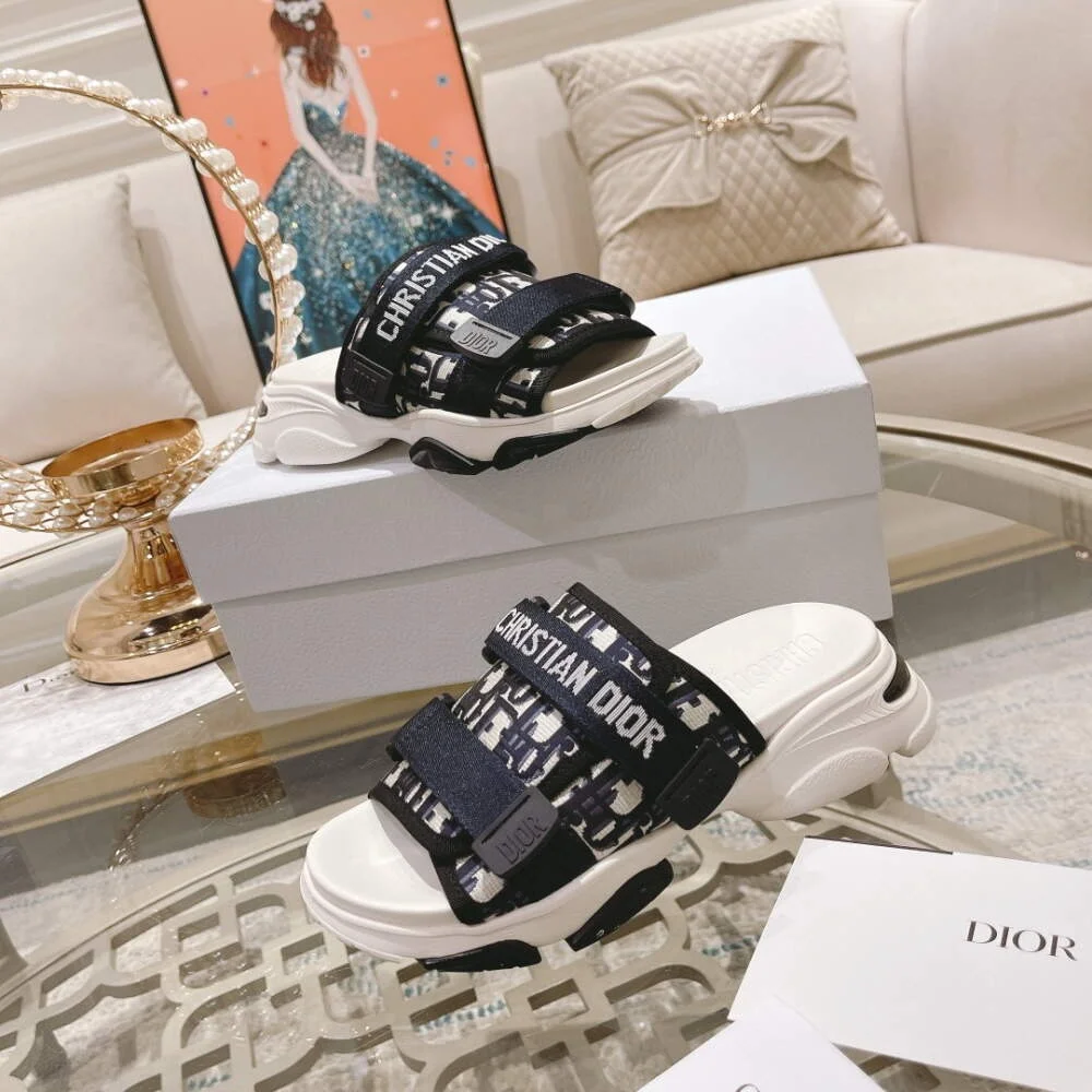 디올 D-WANDER 딥 블루 오블리크 테크니컬 패브릭 샌들