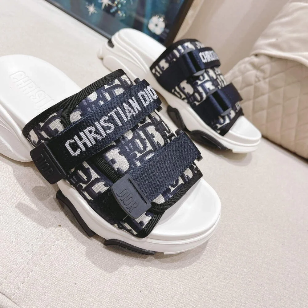 디올 D-WANDER 딥 블루 오블리크 테크니컬 패브릭 샌들