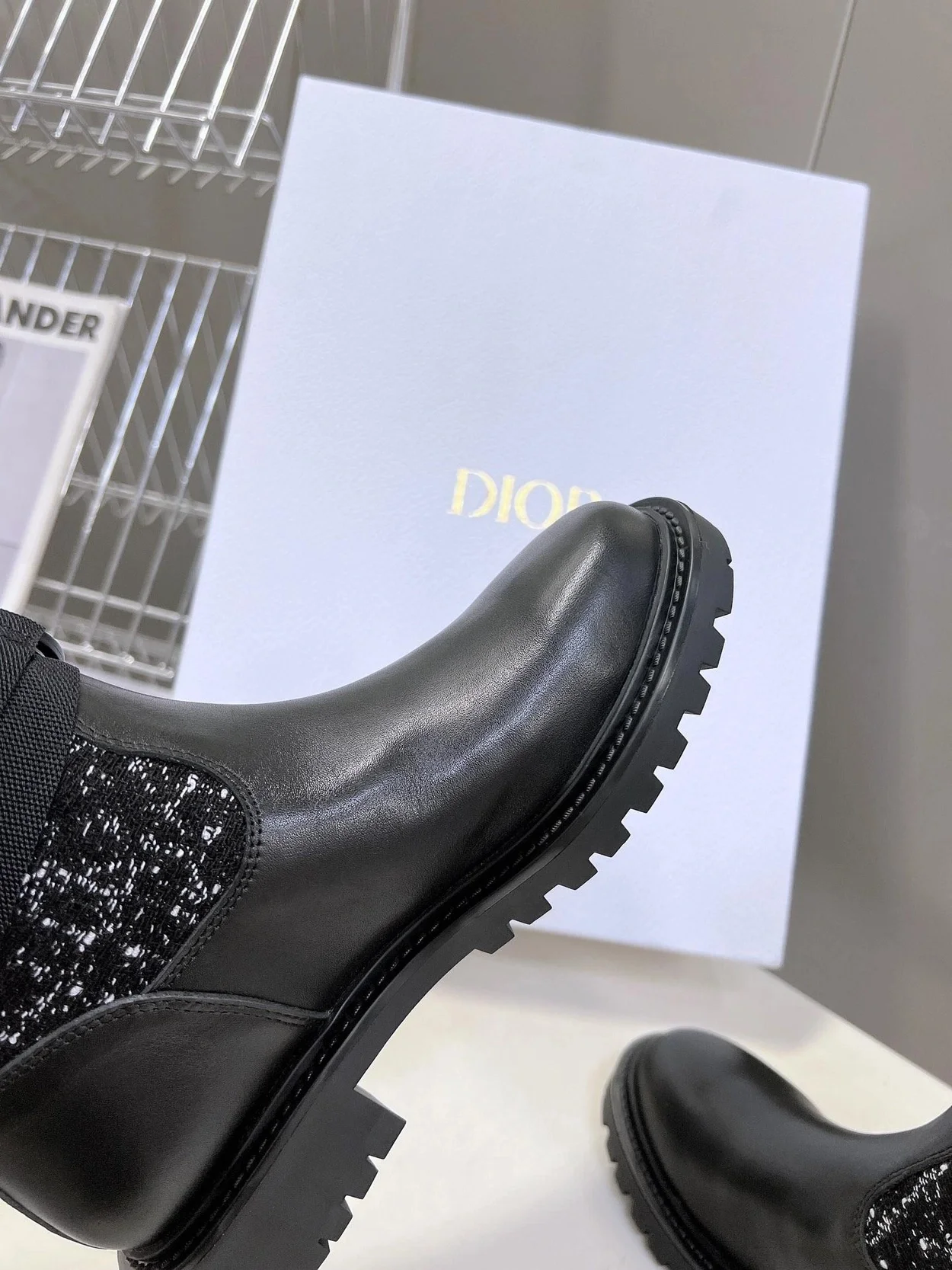 디올 D-MAJOR 까나쥬 트위드 부츠 송아지 가죽