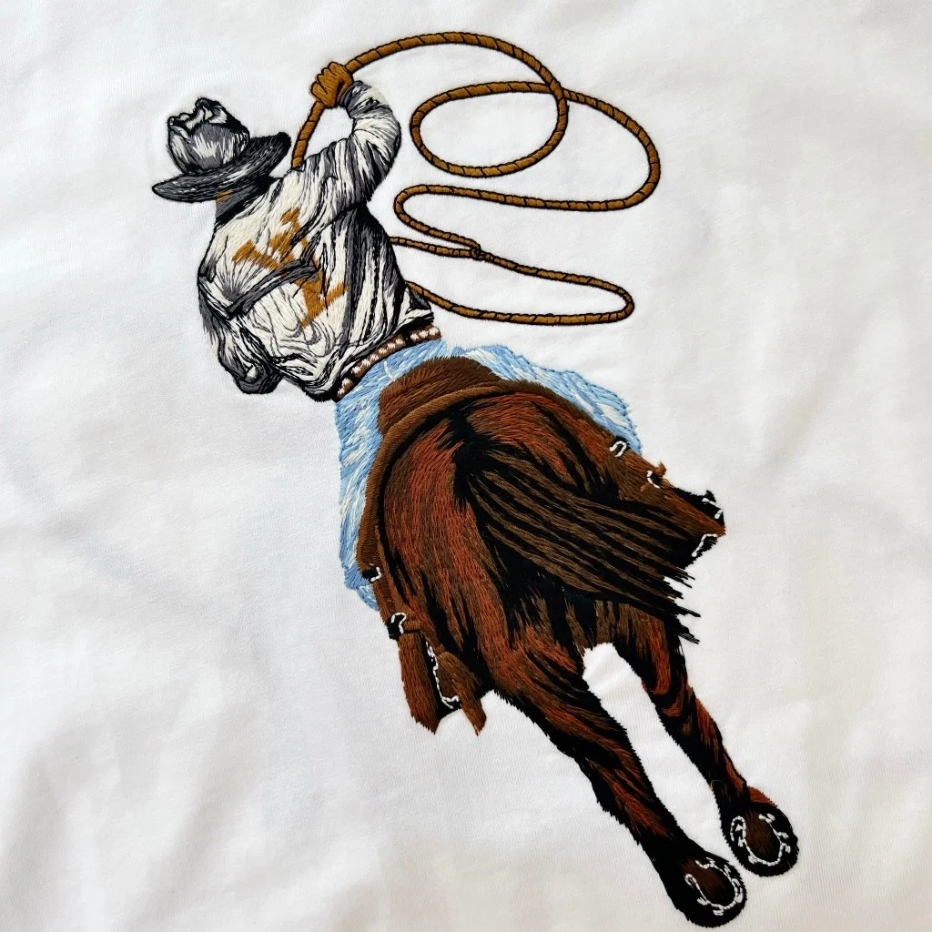 루이비통 그래픽 엠브로이더리 코튼 티셔츠 1AFXNT