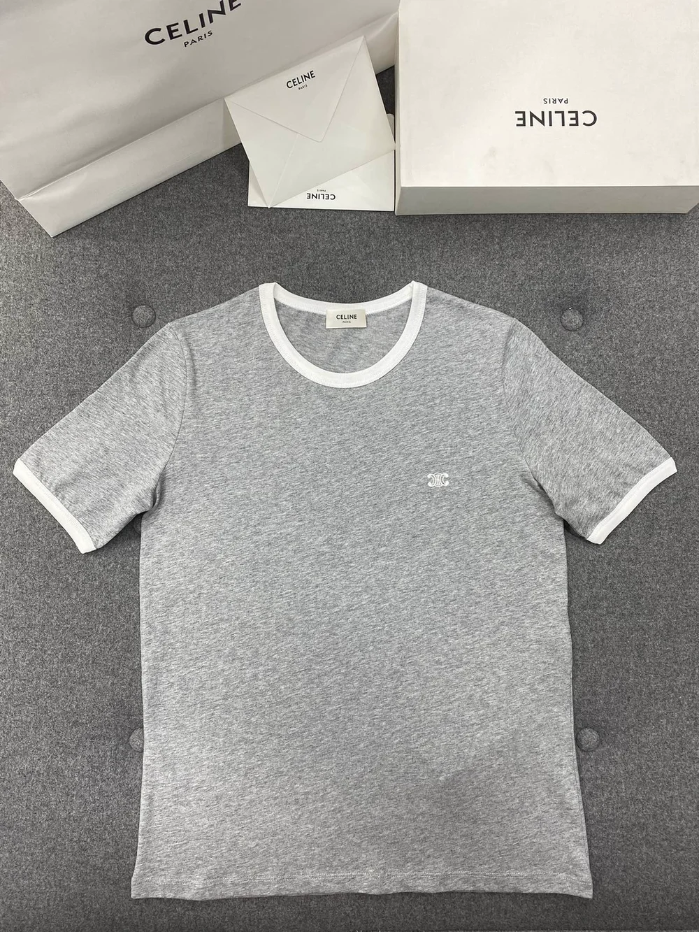 셀린느 70'S 트리옹프 코튼 저지 티셔츠 그레이