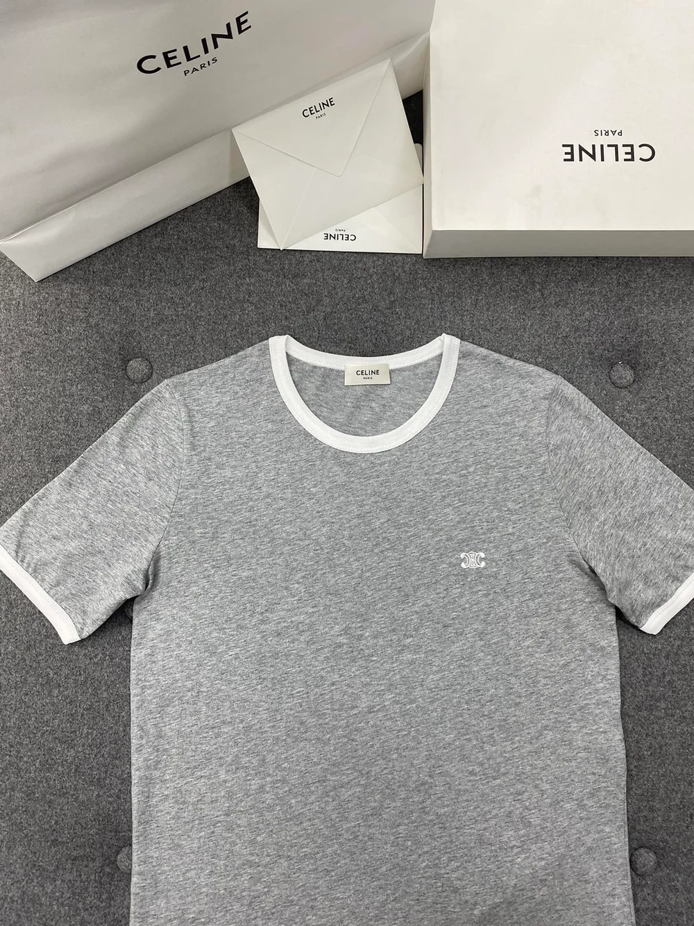 셀린느 70'S 트리옹프 코튼 저지 티셔츠 그레이