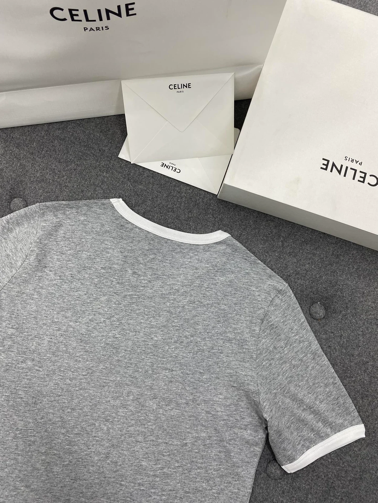 셀린느 70'S 트리옹프 코튼 저지 티셔츠 그레이