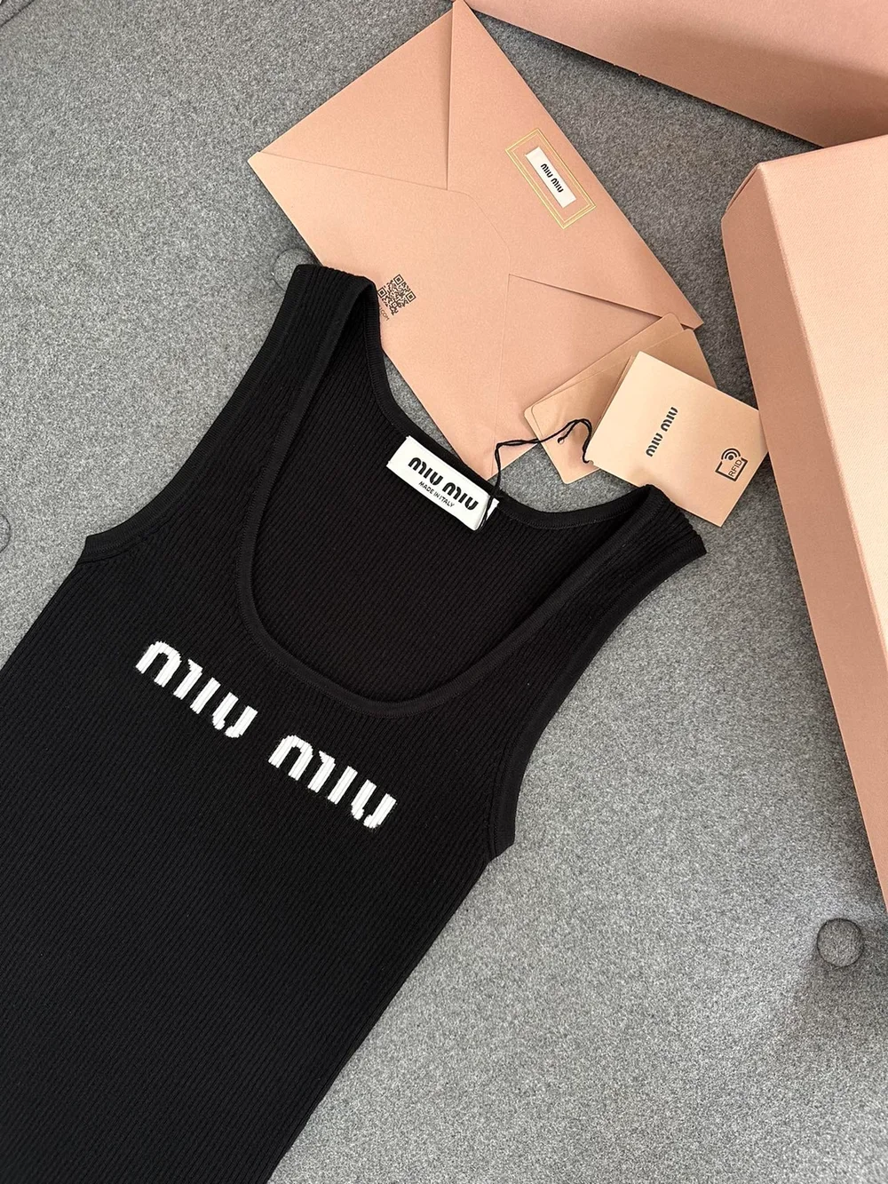 미우미우 니트 탱크 톱