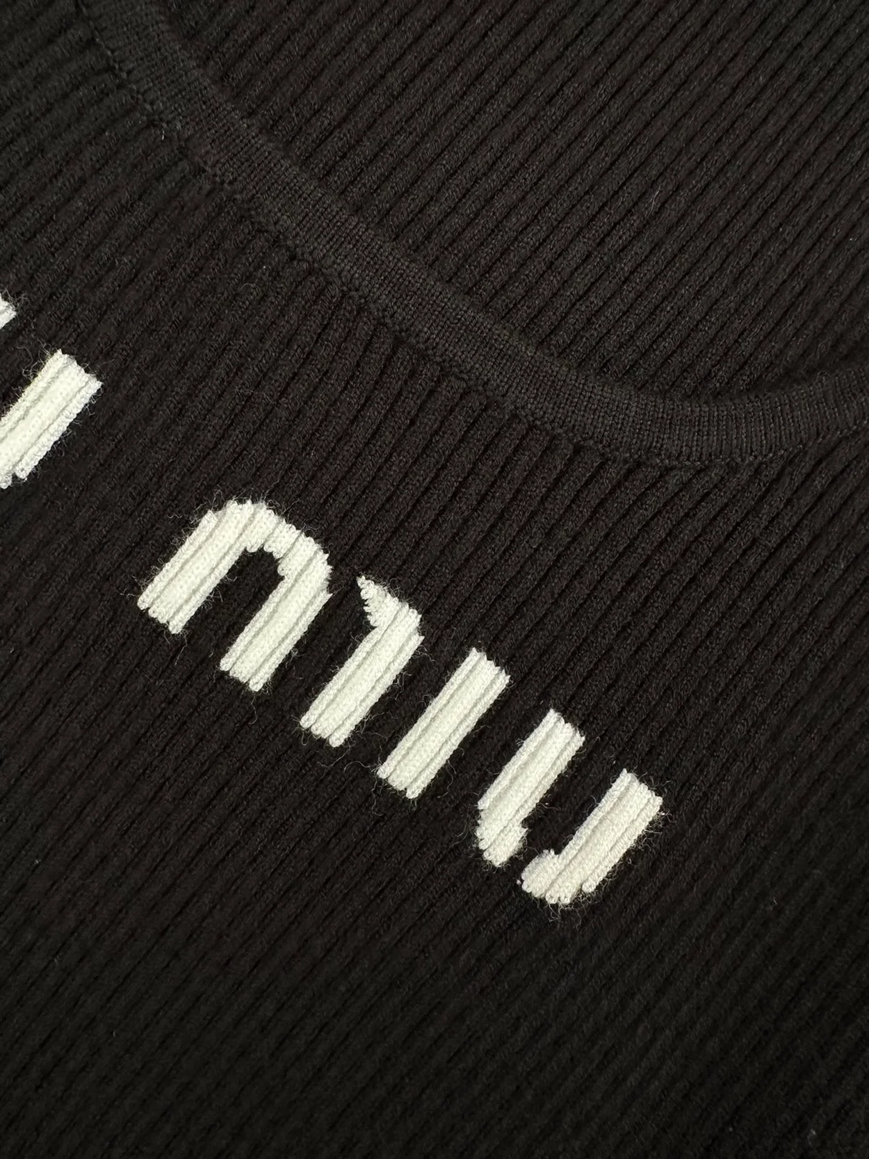 미우미우 니트 탱크 톱