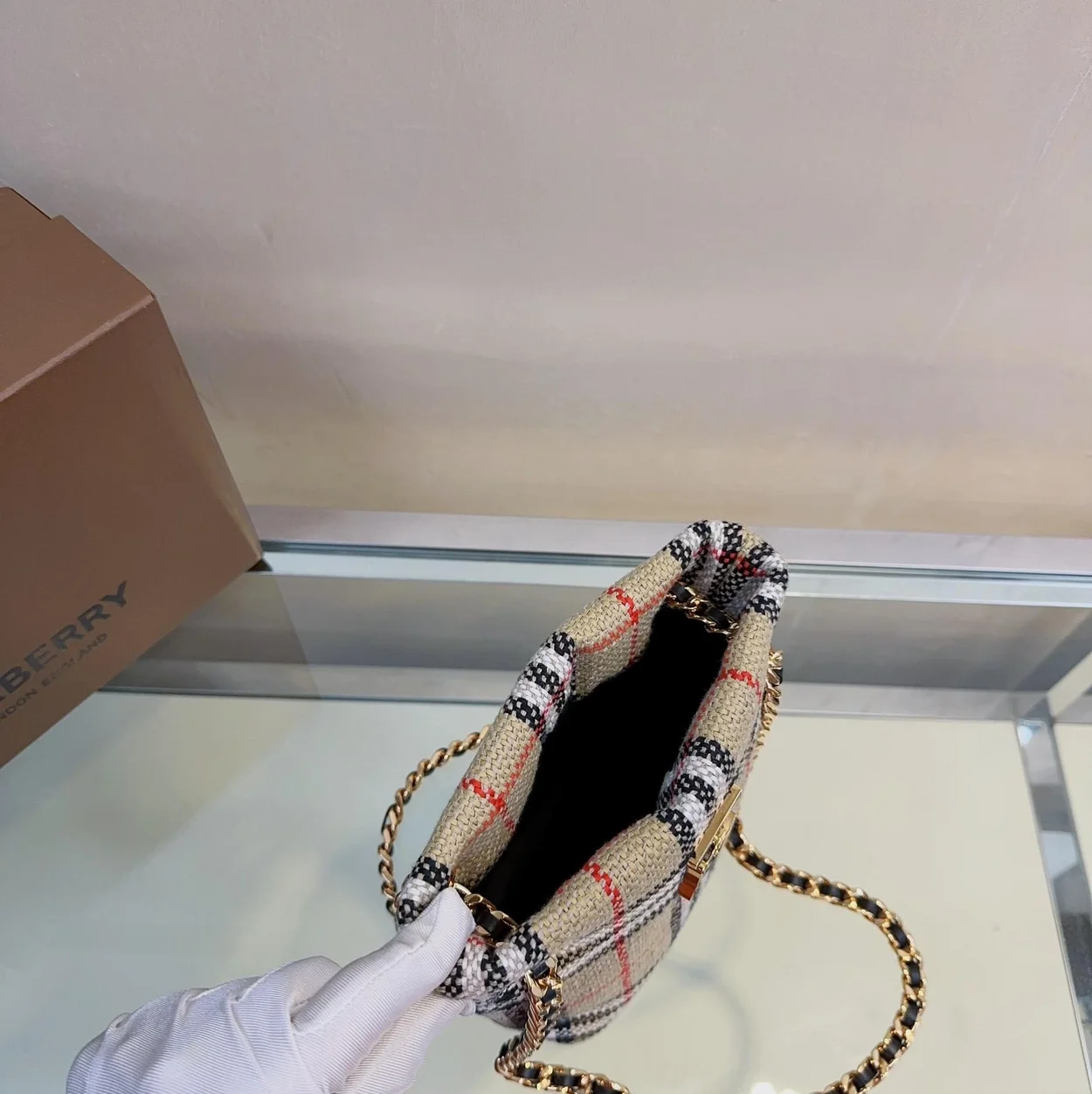 버버리 롤라 빈티지 체크 부클레 버킷백