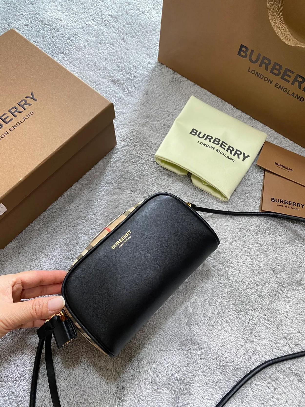 버버리 빈티지 체크 큐브 크로스백