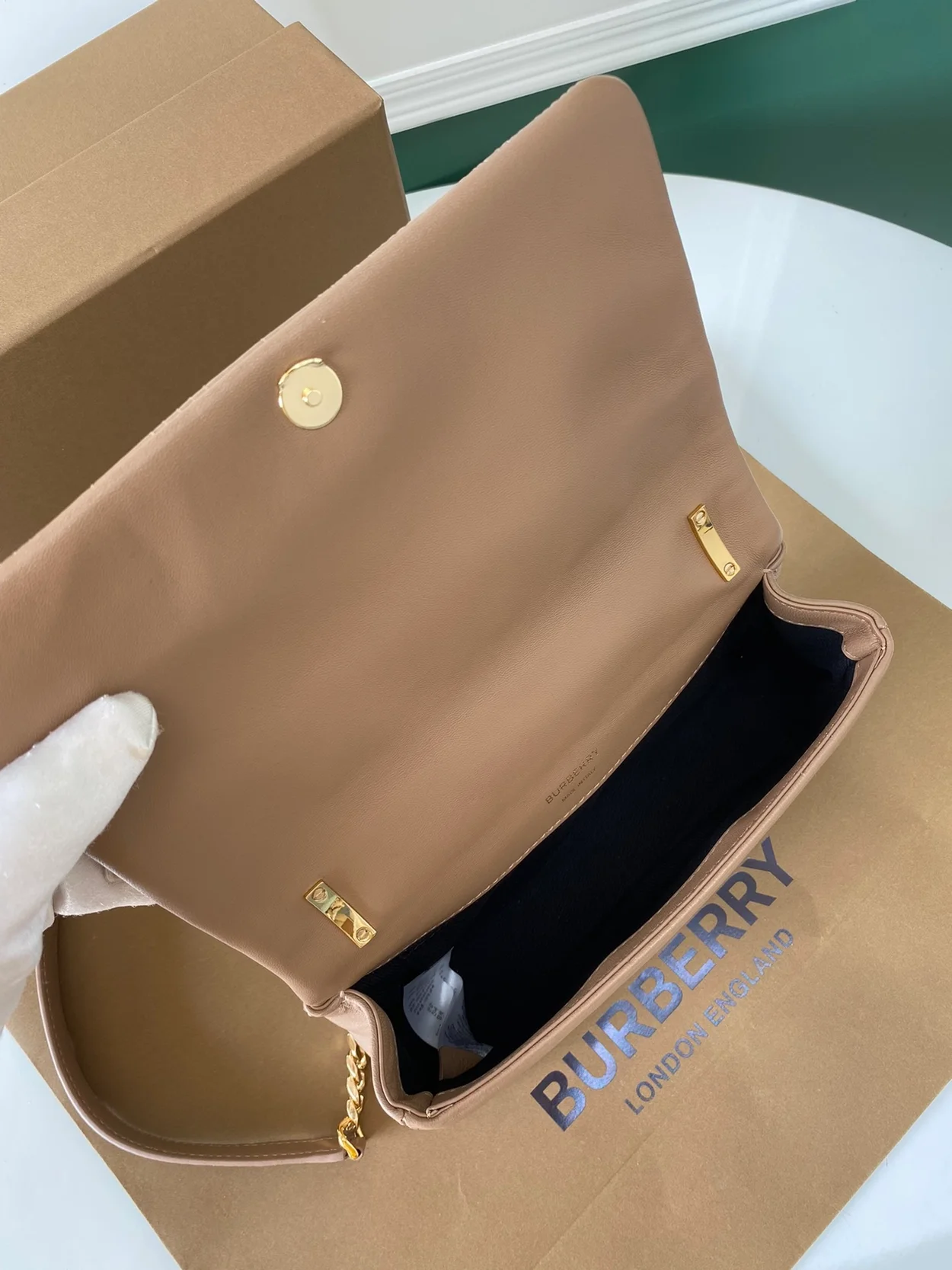 버버리 스몰 퀄팅 롤라백