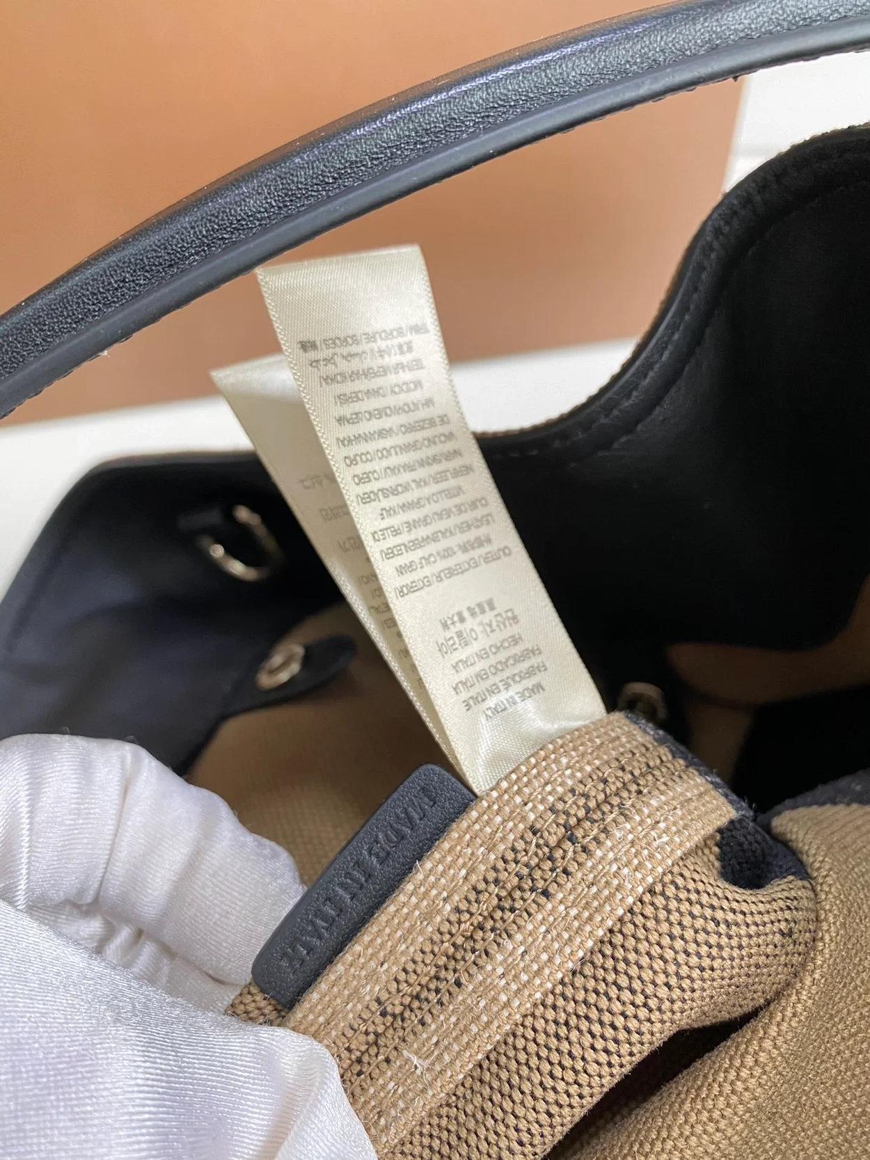 버버리 애쉬비 호보백 미디엄