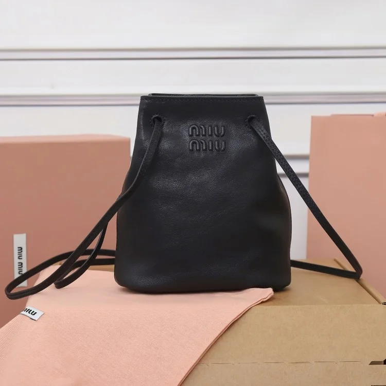미우미우 크로스백 나파 미니 백 5NF460