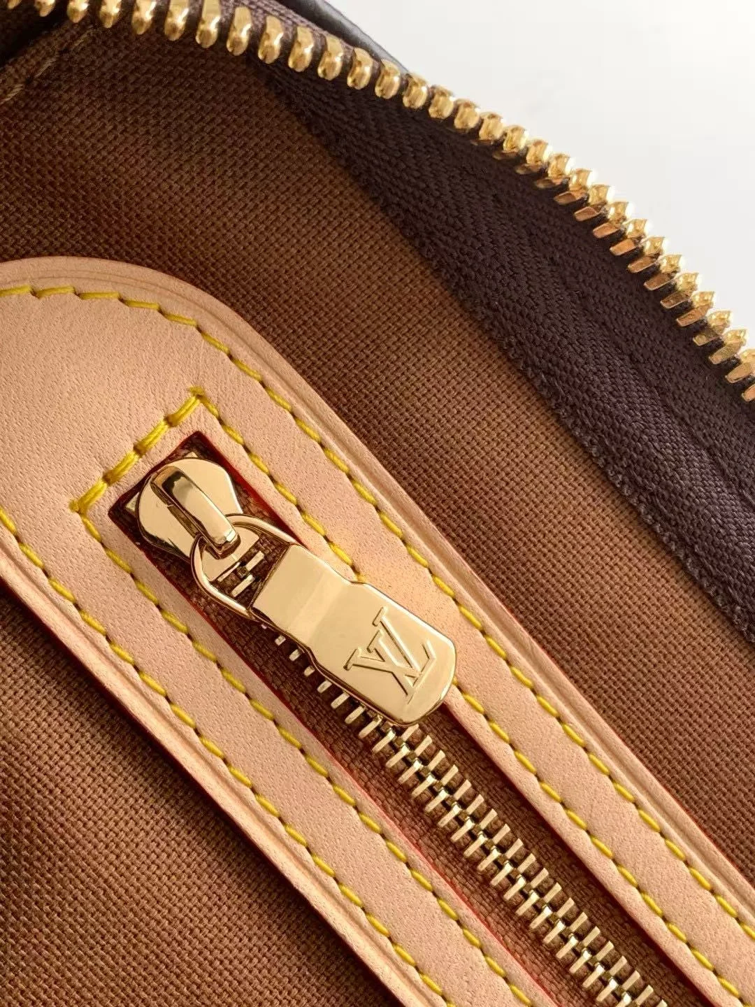 루이비통 스피디 반둘리에 30 M46980