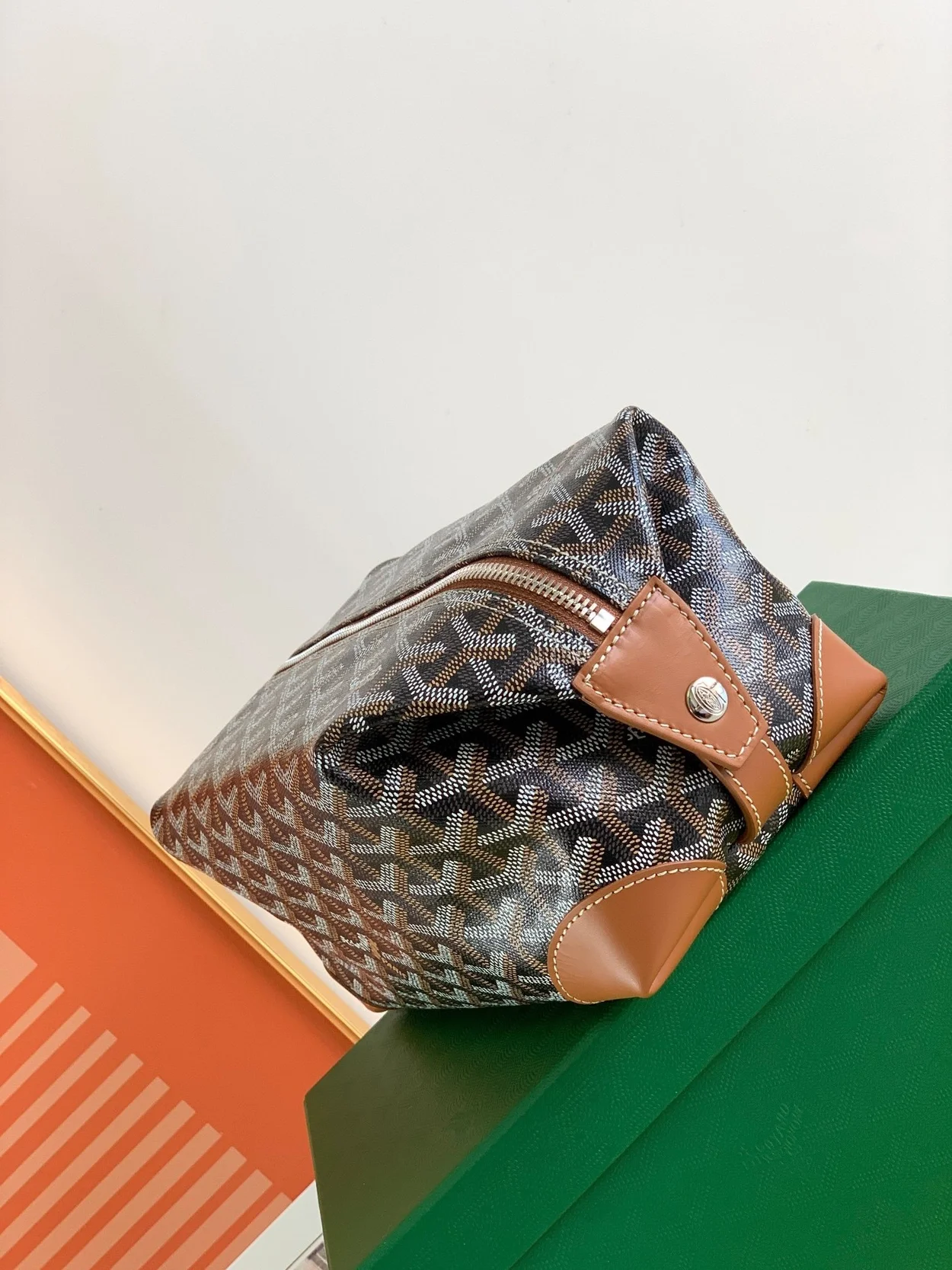 고야드 볼링 25 클러치 탄