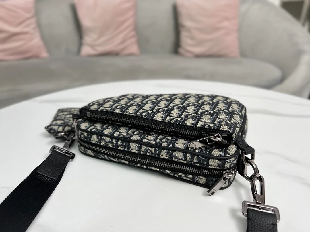 디올 새들 트리플 파우치 베이지