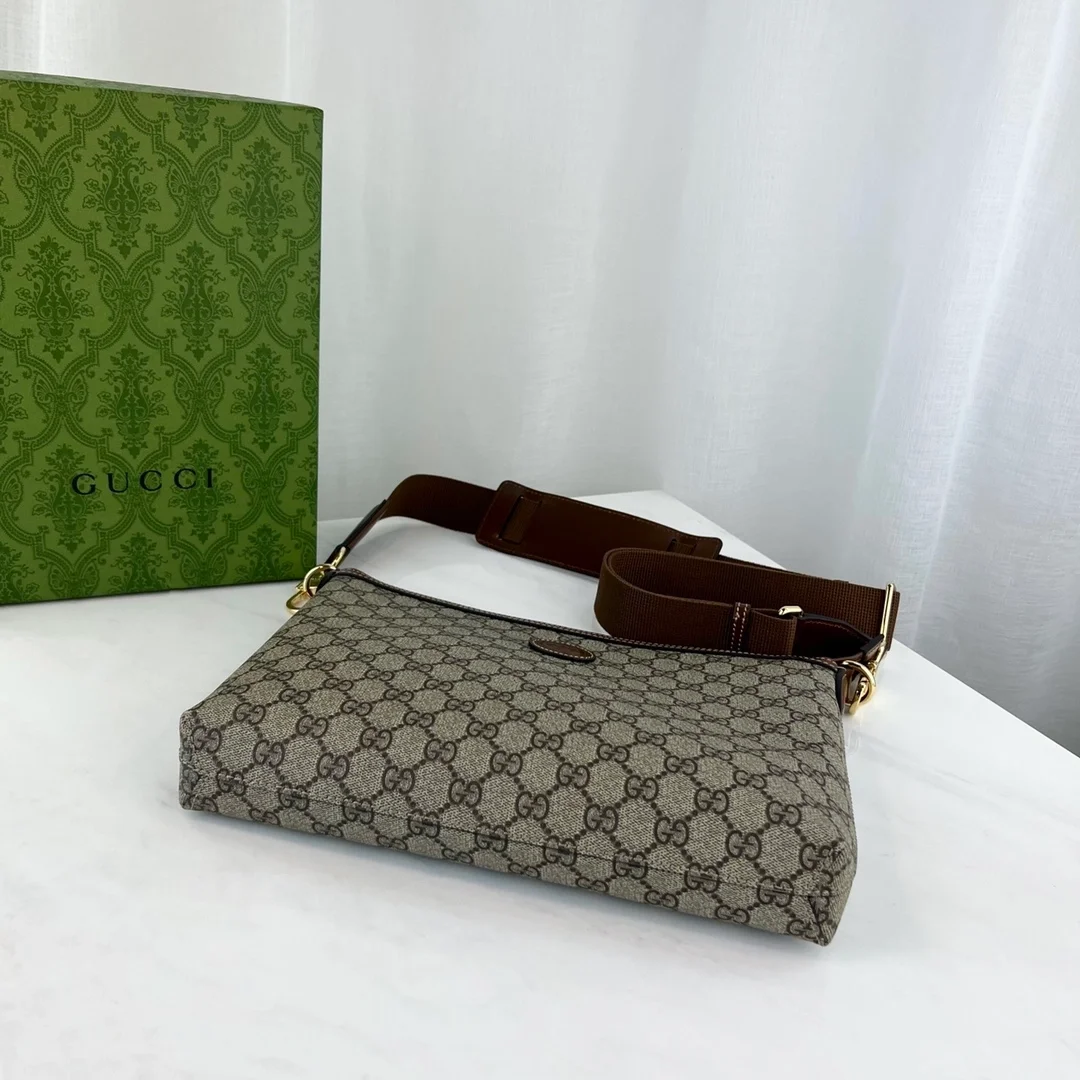 구찌 오피디아 인터로킹 G 메신저백