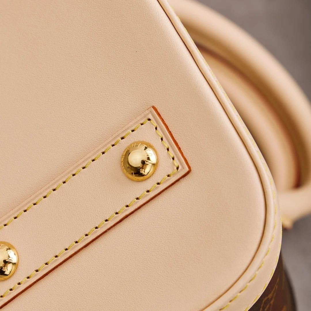 루이비통 알마 BB 모노그램 핸드백 M46990