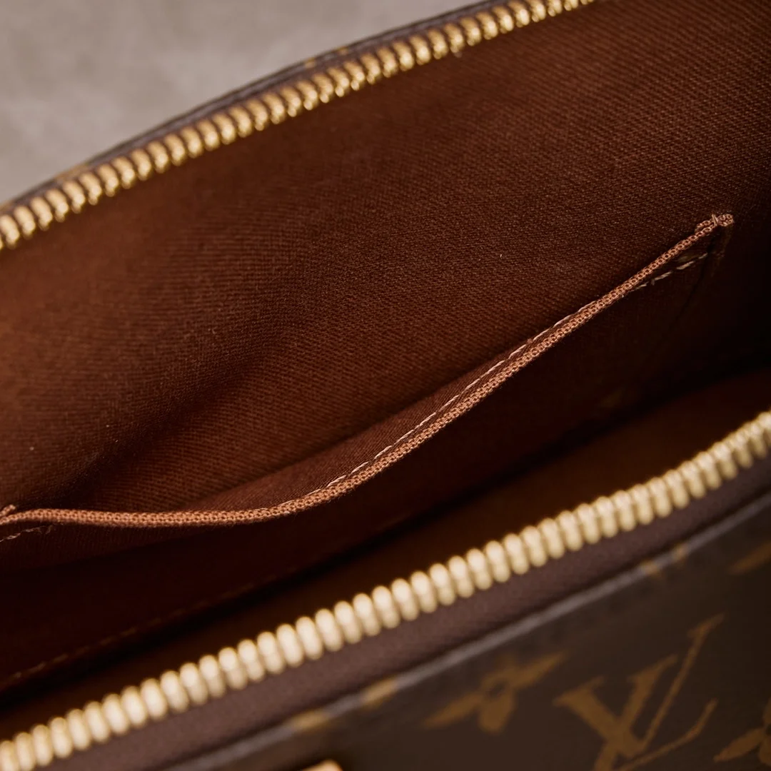 루이비통 알마 BB 모노그램 핸드백 M46990