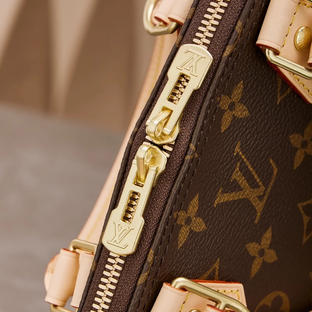 루이비통 알마 BB 모노그램 핸드백 M46990