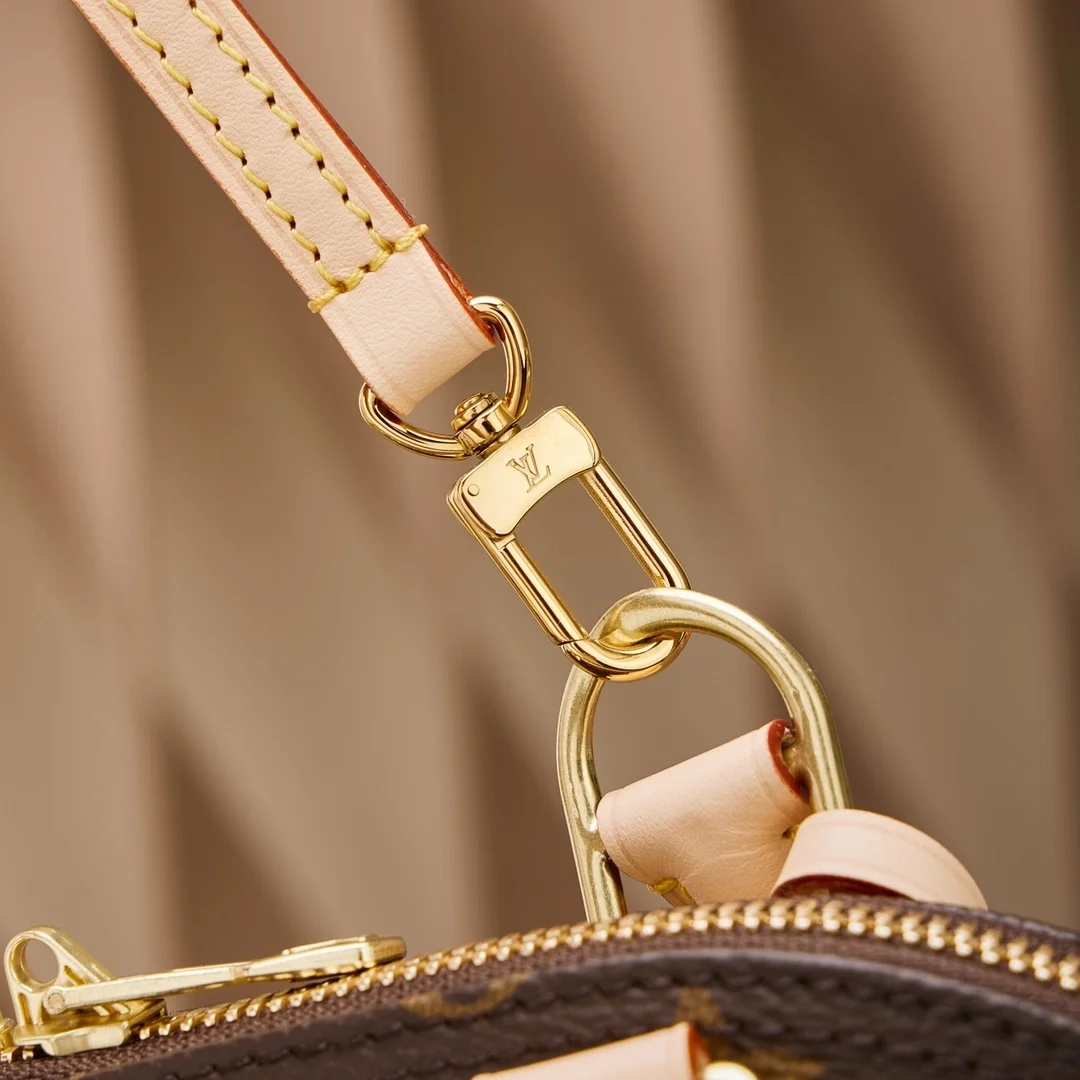 루이비통 알마 BB 모노그램 핸드백 M46990