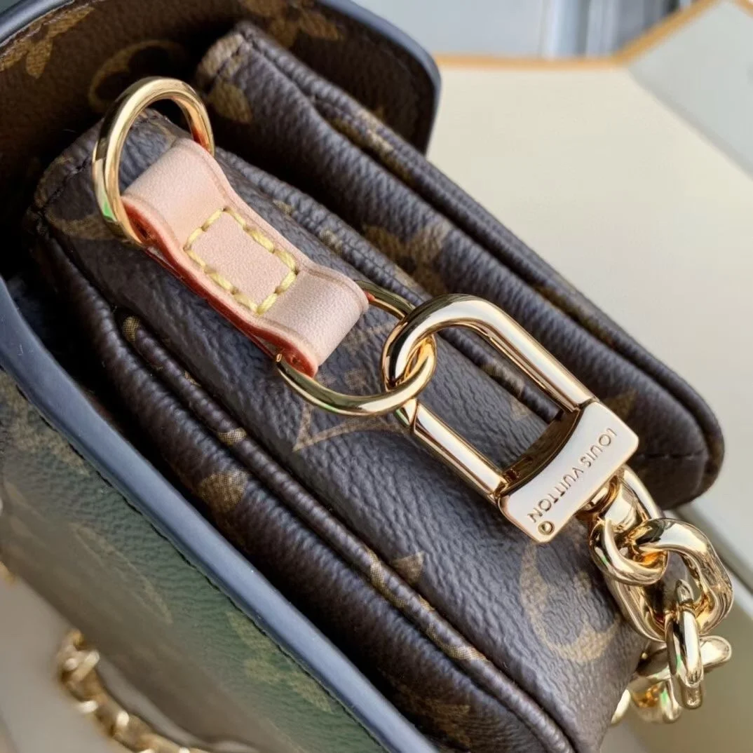 루이비통 포쉐트 메티스 이스트 웨스트 M46279