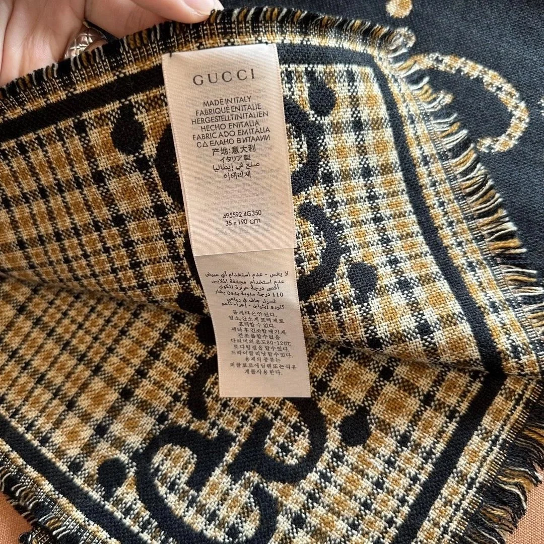 구찌 GG 체크 울 블랙 베이지 스카프