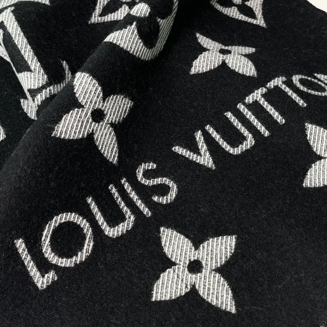 루이비통 LV 에센셜 모노그램 울 머플러 블랙