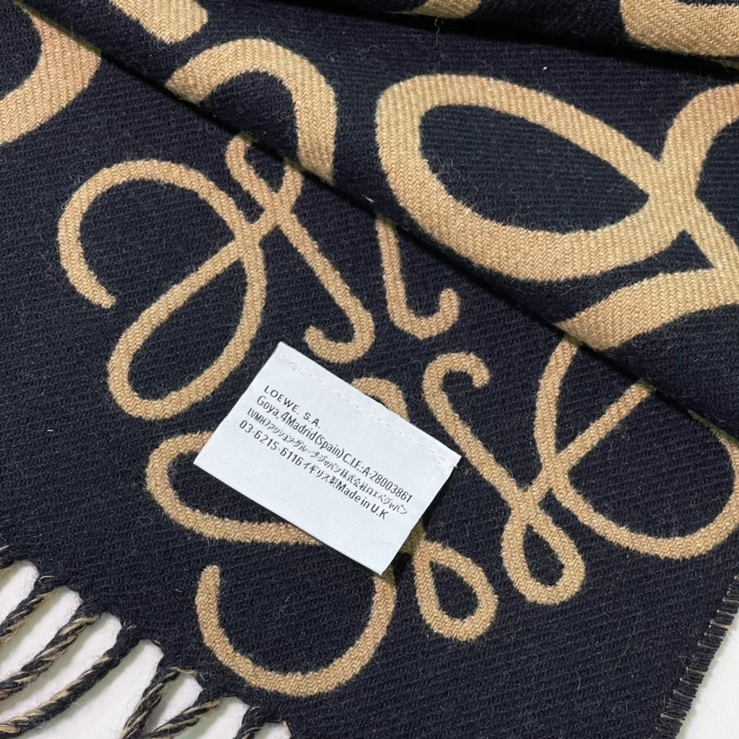 로에베 애너그램 패치 캐시미어 머플러