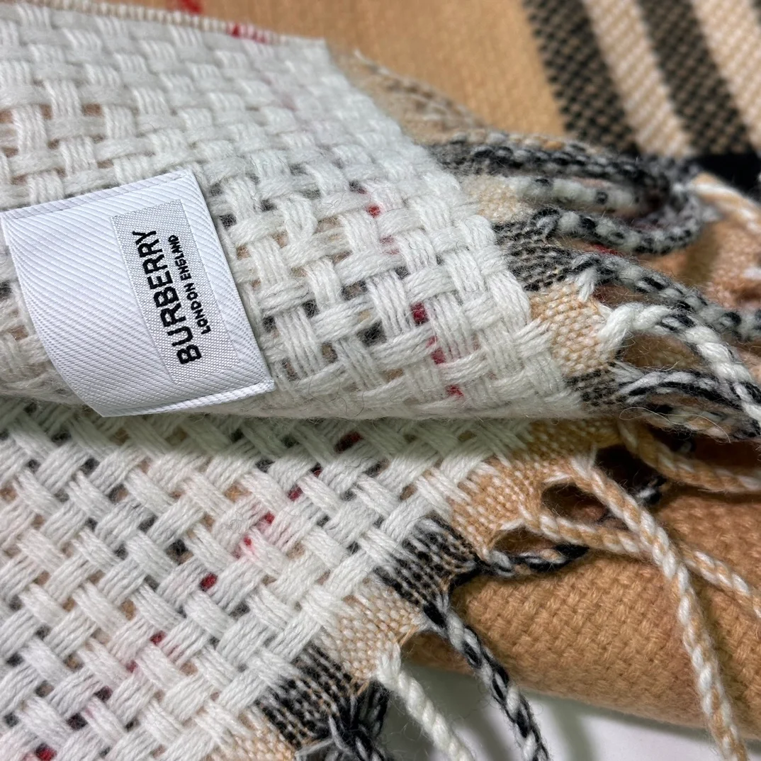 버버리 몽타주 체크 울 캐시미어 스카프