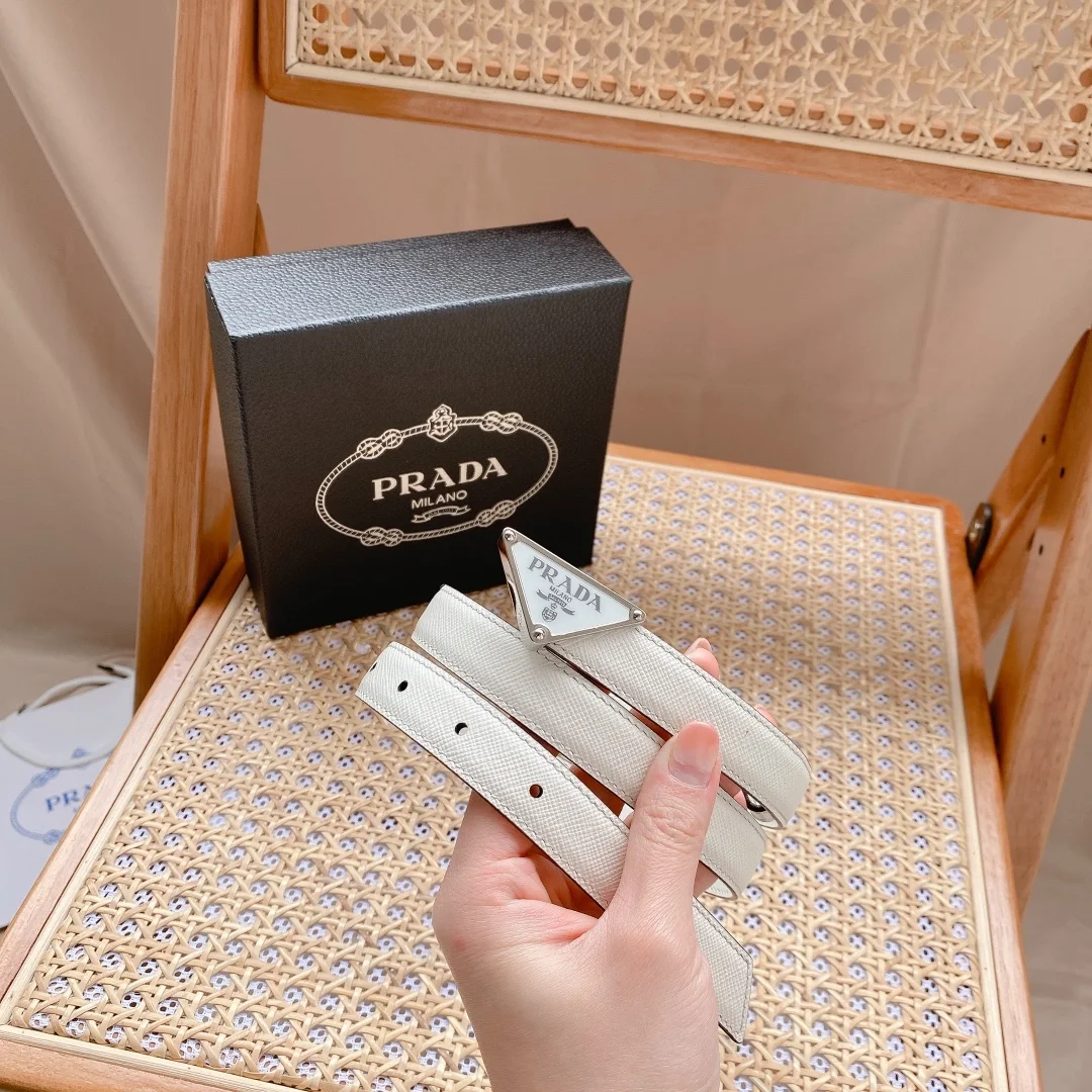 프라다 사피아노 가죽 벨트 화이트