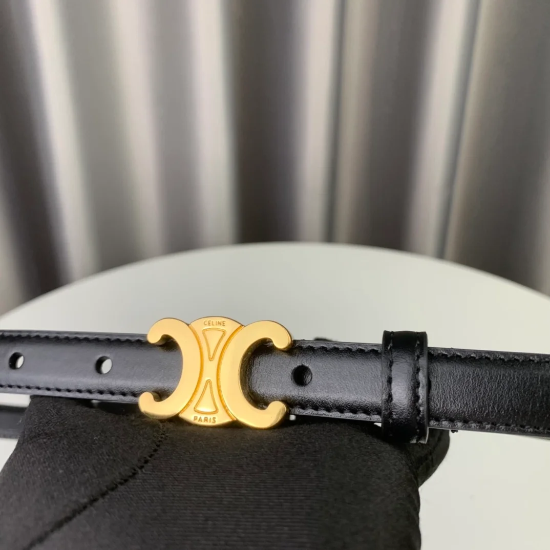 셀린느 스몰 트리옹프 벨트 블랙 18mm