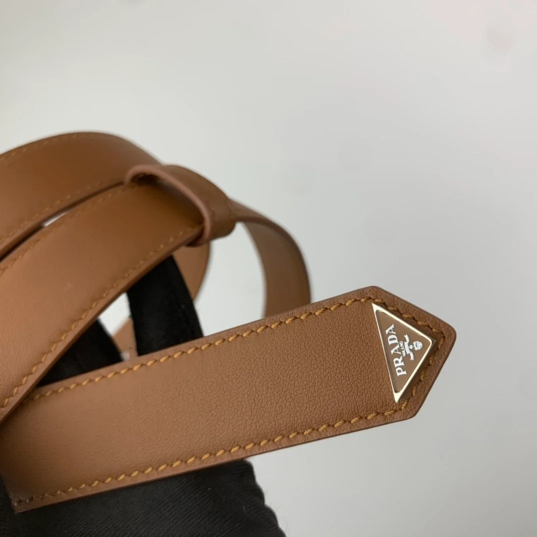 프라다 트라이앵글 로고 가죽 벨트 브라운 25mm
