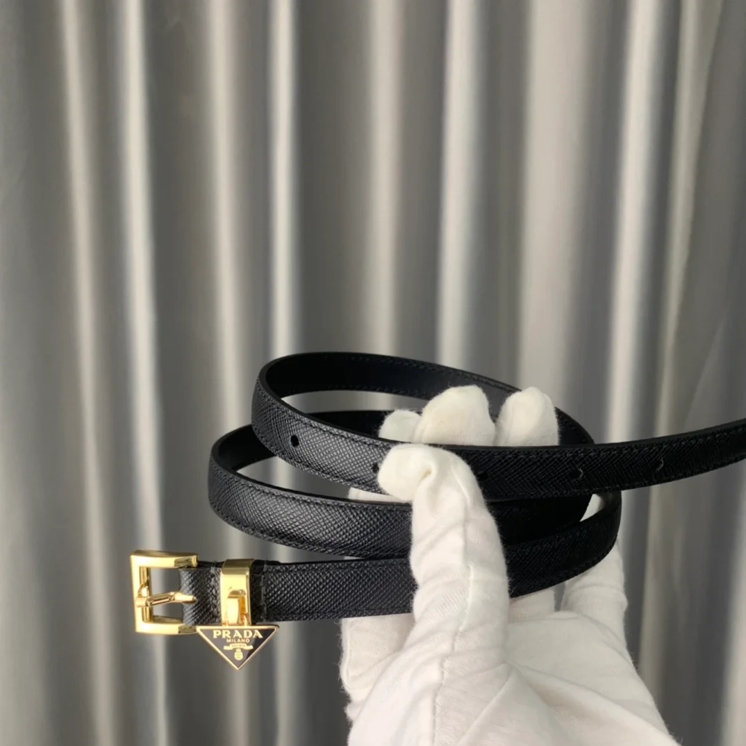 프라다 사피아노 레더 벨트 블랙 15mm