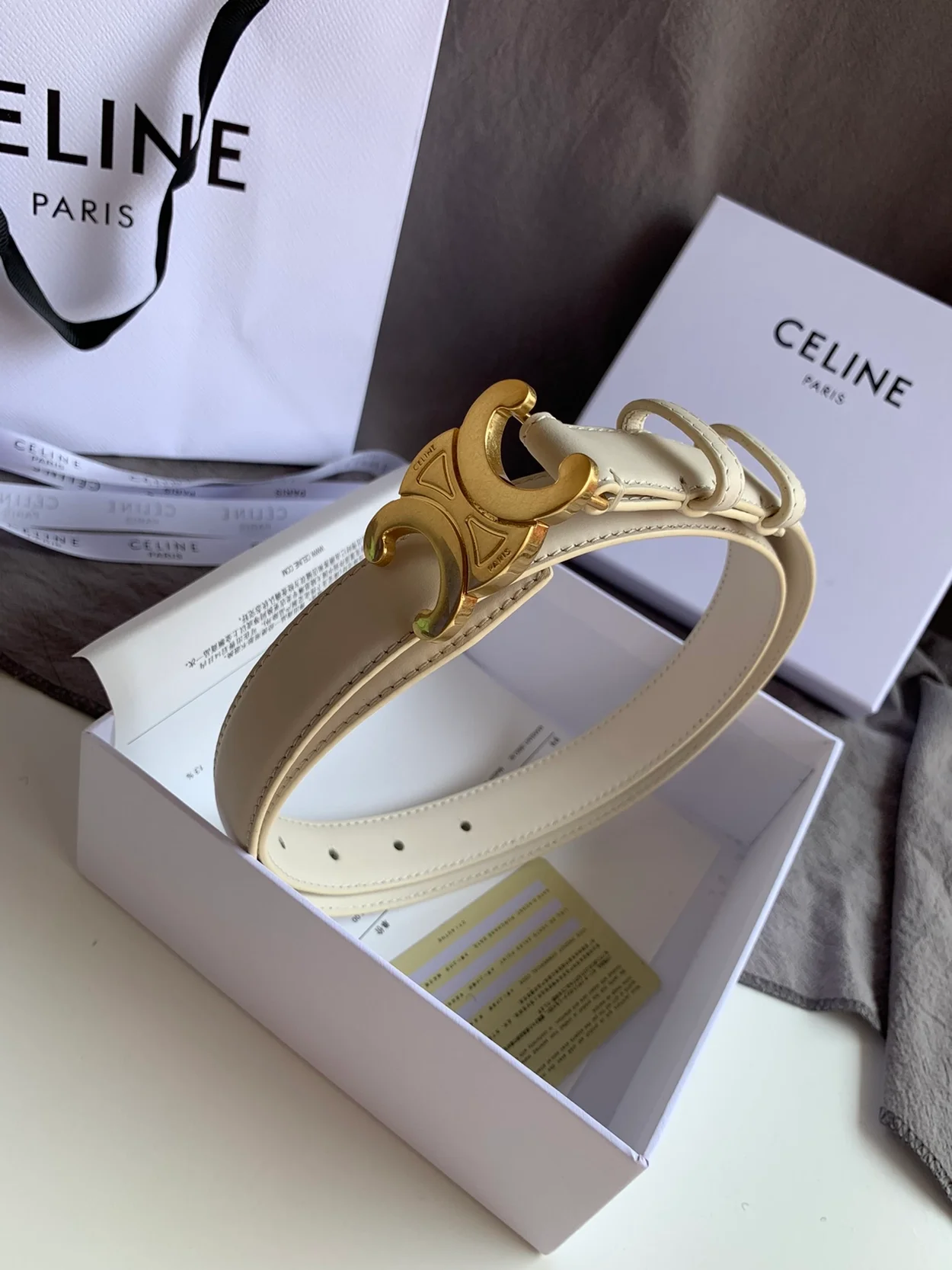 셀린느 미디엄 트리옹프 벨트 화이트 25mm